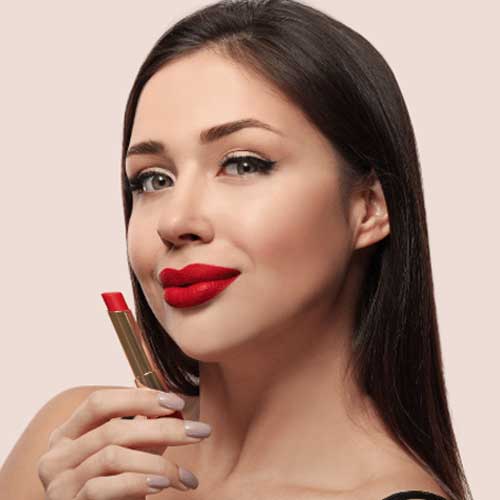 مزایا استفاده از رژ لب