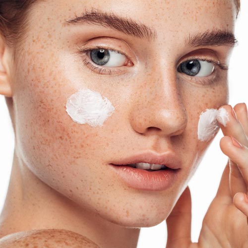 عکس مربوط به بهترین آبرسان پوست با کیفیت بدون بکگراند بهترین آبرسان پوست