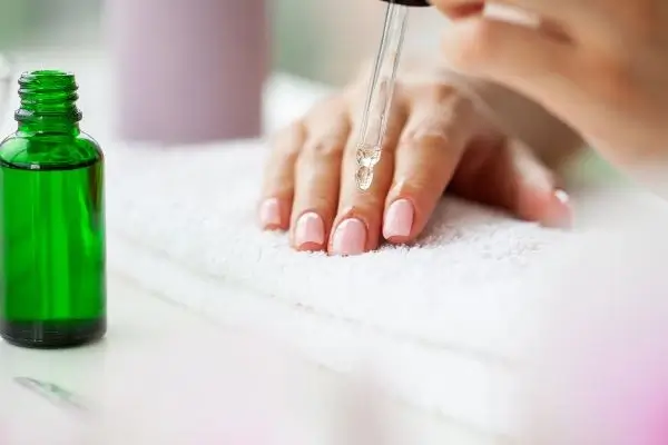 مراقبت از پوست دست و ناخن