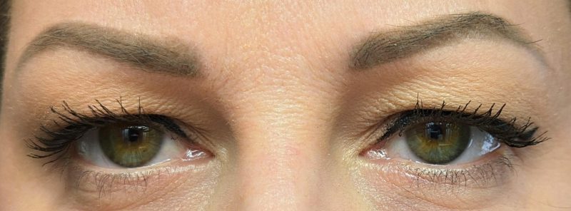 رفع پف پلک و افتادگی آن با آموزش میکاپ چشم