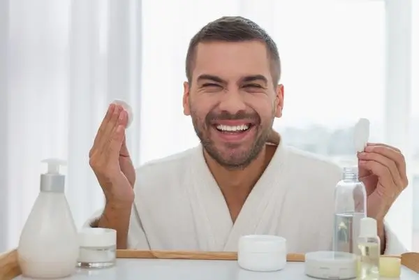 مراحل روتین مراقبت از پوست آقایان