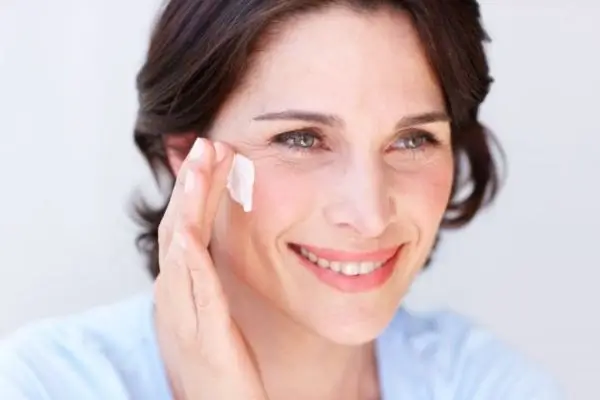 استفاده از مرطوب کننده مناسب