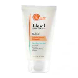 ضد آفتاب بی رنگ لایسل SPF50 پوست چرب 40 میل